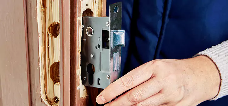 Garage Door Lock Replacement West Des Moines